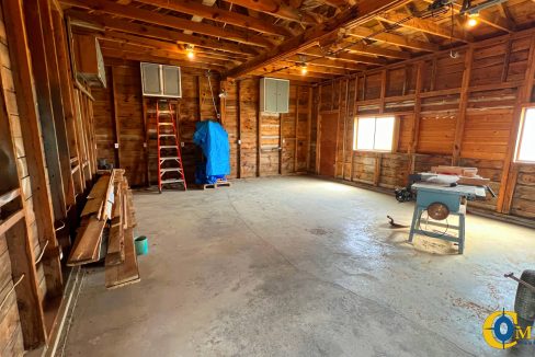 2167 Mt Highway 28 (41)